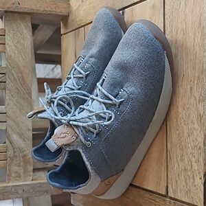 Olukai Casual Men’s Grey and Brown Lace-Up Sneakers US 9M